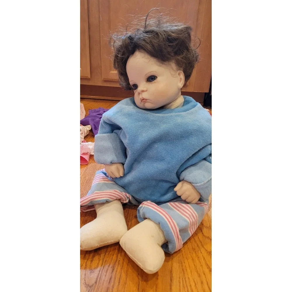 Large Bulk Lot Vintage Mixed Doll Clothes‎ with 20